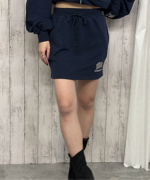 GORGE(ゴージ)の「《裏毛素材×刺繍ロゴ》ミニスカート/秋冬春 セットアップ可(スカート・レディース・ネイビー/ブラック/オートミール・F)」の11枚目の写真