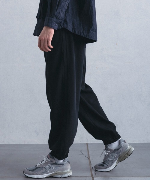 +phenix(プラスフェニックス)の「【WEB・直営店限定】+phenix(プラスフェニックス)COMFORT SWEAT PANTS コンフォート スウェット パンツ(スウェットパンツ・メンズ・ブラック・M/L)」の3枚目の写真