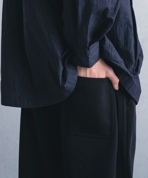 +phenix(プラスフェニックス)の「【WEB・直営店限定】+phenix(プラスフェニックス)COMFORT SWEAT PANTS コンフォート スウェット パンツ(スウェットパンツ・メンズ・ブラック・M/L)」の11枚目の写真