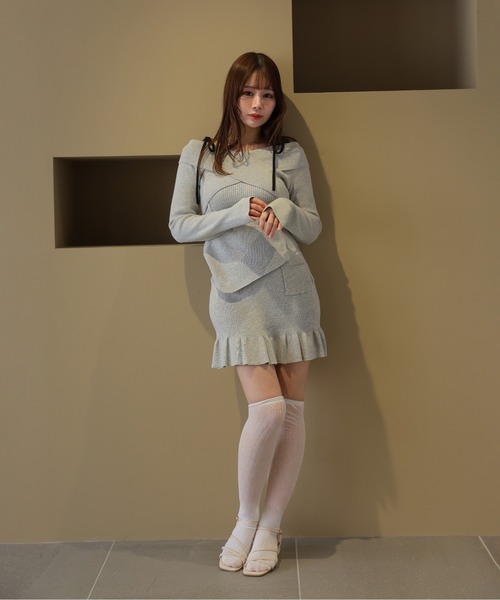 M DOLLY(エムドリー)の「*M DOLLY original* cross ribbon piccola knit set up/クロスリボンピッコラニットセットアップ(セットアップ・レディース・グレー/ベージュ・FREE)」の9枚目の写真