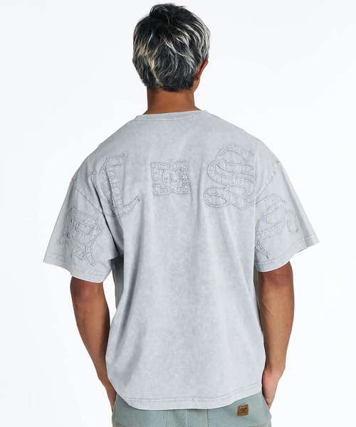 DC(ディーシー)の「DC/ディーシー 半袖 Tシャツ バックプリント ロゴ 古着風 ヴィンテージ加工 DST262009(Tシャツ/カットソー・メンズ・グレー/スミクロ・S/2XL/L/M/XL)」の8枚目の写真