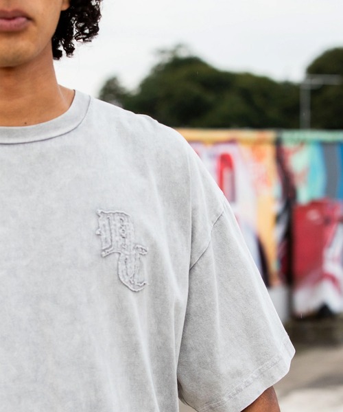 DC(ディーシー)の「DC/ディーシー 半袖 Tシャツ バックプリント ロゴ 古着風 ヴィンテージ加工 DST262009(Tシャツ/カットソー・メンズ・グレー/スミクロ・S/2XL/L/M/XL)」の9枚目の写真