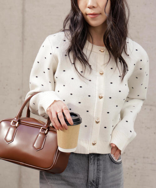 FREE'S MART（フリーズマート）の「◆ハートボタンドット柄カーディガン（ニット/セーター・レディース・グレー/ホワイト/ネイビー・FREE）」の13枚目の写真