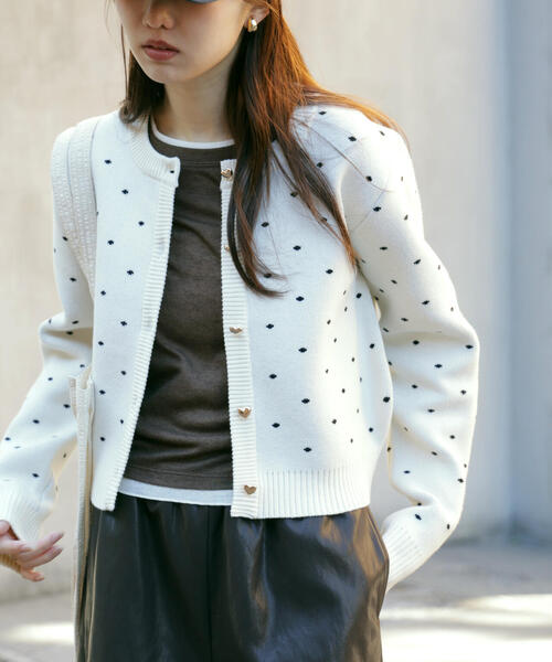 FREE'S MART（フリーズマート）の「◆ハートボタンドット柄カーディガン（ニット/セーター・レディース・グレー/ホワイト/ネイビー・FREE）」の20枚目の写真