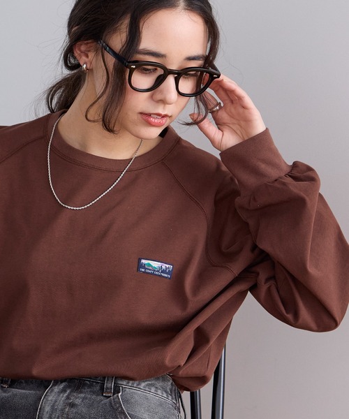 THE CRAFT CREW PRODUCTS（ザクラフトクループロダクツ）の「USAコットン ヘビーウェイト オーバーサイズ ラグラン ロングスリーブ Tシャツ / UVカット・マシンウォッシャブル【THE CRAFT CREW PRODUCTS】（Tシャツ/カットソー・レディース・ライトカーキ/ブラック/ブラウン系/アッシュグレー/オフホワイト/ネイビー系/アイボリー系・M/L）」の14枚目の写真