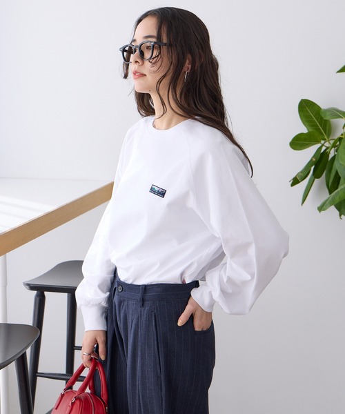 THE CRAFT CREW PRODUCTS(ザクラフトクループロダクツ)の「USAコットン ヘビーウェイト オーバーサイズ ラグラン ロングスリーブ Tシャツ / UVカット・マシンウォッシャブル【THE CRAFT CREW PRODUCTS】(Tシャツ/カットソー・レディース・ライトカーキ/ブラック/ブラウン系/アッシュグレー/オフホワイト/ネイビー系/アイボリー系/チャコールグレー/スモークピンク/カーキ・M/L)」の20枚目の写真