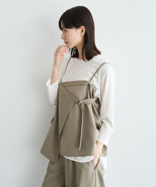 YECCA VECCA(イェッカヴェッカ)の「2wayキャミソールビスチェ(ベスト・レディース・ネイビー/ピンク/グレイッシュベージュ・FREE)」の11枚目の写真