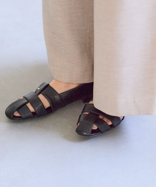 Elura(エルーラ)の「グルカパンプス/637045(パンプス・レディース・ブラウン/ブラック/オフホワイト・SMALL/LARGE/MEDIUM)」の10枚目の写真