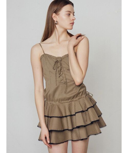 EMODA（エモダ）の「レースアップティアードミニワンピース（ワンピース・レディース・ブラック/ベージュ・FREE）」の2枚目の写真
