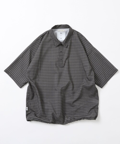 FREAK'S STORE(フリークスストア)の「<UVカット・接触冷感・吸水速乾> AiRide/エアライド リラックスフィット ポロシャツ/ポケッタブル/限定展開(ポロシャツ・メンズ・チャコールグレー/ブラック/ネイビー/ブラック系その他・LARGE/MEDIUM/SMALL)」の5枚目の写真