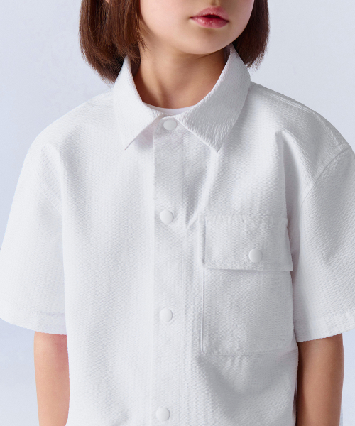 MUSINSA STANDARD KIDS（ムシンサスタンダードキッズ）の「オーバーサイズシアサッカー半袖シャツ[ホワイト]（シャツ/ブラウス・レディース・その他・100/110/120/130/140/150/160）」の4枚目の写真