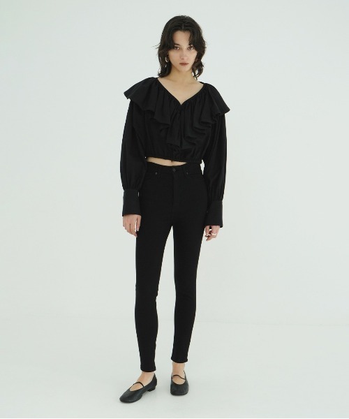 CLANE（クラネ）の「FRILL COLLAR SHORT BLOUSE（シャツ/ブラウス・レディース・ホワイト/ブラック・2/1）」の22枚目の写真