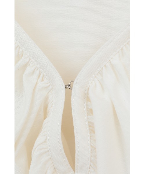 CLANE（クラネ）の「FRILL COLLAR SHORT BLOUSE（シャツ/ブラウス・レディース・ホワイト/ブラック・2/1）」の3枚目の写真