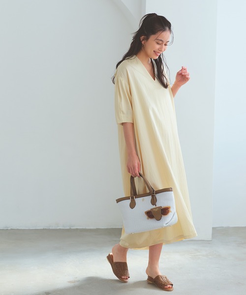 Breath TOPKAPI(ブレストプカピ)の「【Breath TOPKAPI】サングラスホルダー付き レザーコンビ カゴトートバッグ M(トートバッグ・レディース・ブラック/ホワイト/ベージュ・FREE)」の4枚目の写真
