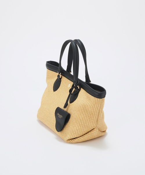 Breath TOPKAPI(ブレストプカピ)の「【Breath TOPKAPI】サングラスホルダー付き レザーコンビ カゴトートバッグ M(トートバッグ・レディース・ブラック/ホワイト/ベージュ・FREE)」の7枚目の写真