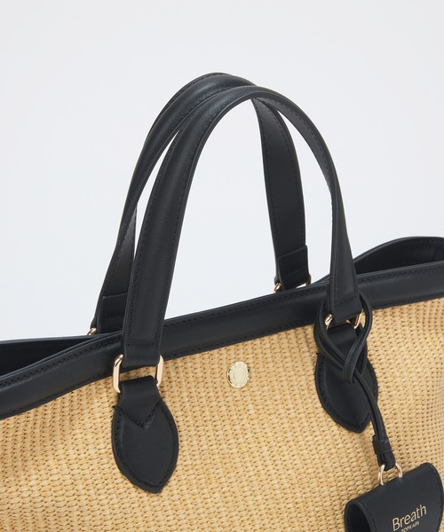 Breath TOPKAPI(ブレストプカピ)の「【Breath TOPKAPI】サングラスホルダー付き レザーコンビ カゴトートバッグ M(トートバッグ・レディース・ブラック/ホワイト/ベージュ・FREE)」の11枚目の写真