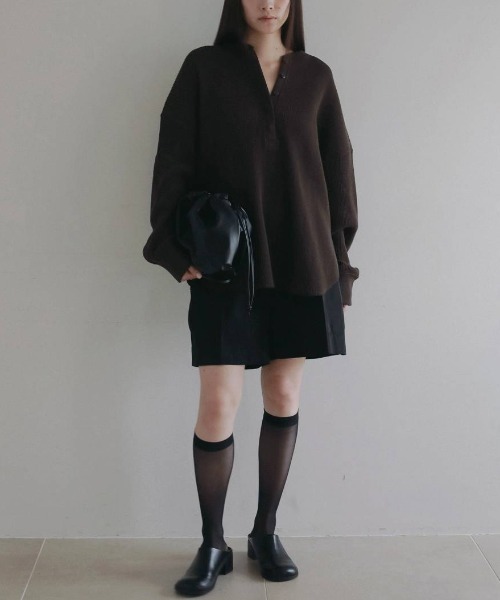 anuke(アンヌーク)の「anuke Reversible Boa Bag リバーシブルボアバッグ/62621003(ハンドバッグ・レディース・チャコールグレー/アイボリー・ONE SIZE)」の6枚目の写真