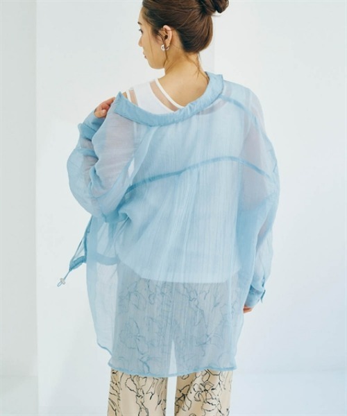 nissen(ニッセン)の「シアーワッシャーフロントドロストシャツ(シャツ/ブラウス・レディース・ブルー/オフホワイト・LL/S/M/L)」の8枚目の写真