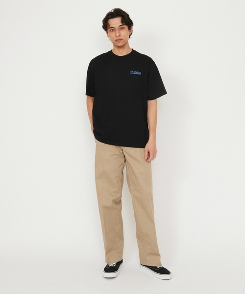 Dickies(ディッキーズ)の「Dickies/ディッキーズ フェアローンTシャツ 半袖/バックロゴTシャツ/プリントTシャツ/ブランドロゴT(Tシャツ/カットソー・メンズ・ホワイト/ブラック・LARGE/X-LARGE/SMALL/MEDIUM)」の3枚目の写真