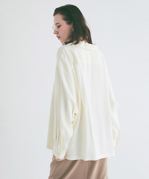 CLANE(クラネ)の「OPEN COLLAR OVER SHIRTS(シャツ/ブラウス・レディース・ブラウン/アイボリー・1/2)」の11枚目の写真