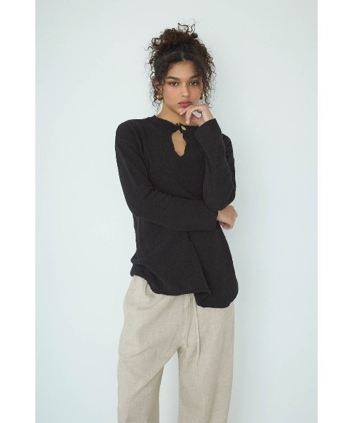 ALEXIA STAM(アリシアスタン)の「Shell Button Knit Top /シェルボタンニット(ニット/セーター・レディース・ブラック/アイボリー/ブラウン・FREE)」の18枚目の写真