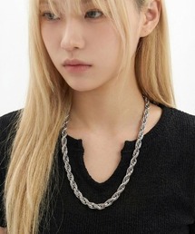ARULE（アルール）の「A'GEM/9 × .kom 『ARULE/アルール』ツイストチェーンネックレス（ネックレス）」