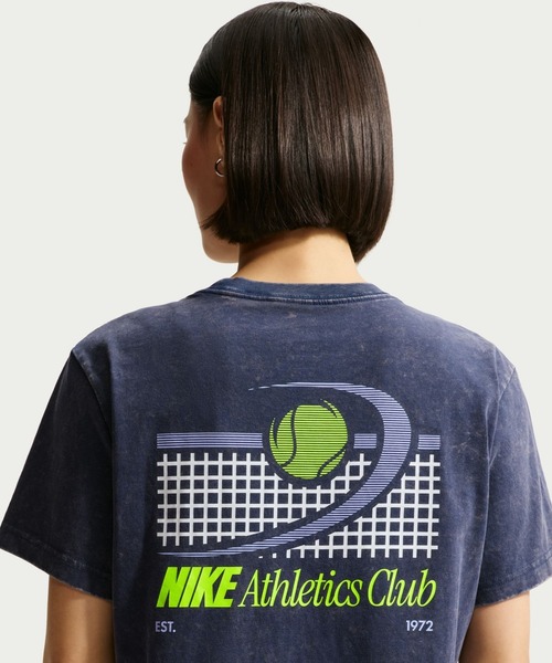 NIKE（ナイキ）の「ナイキ NIKE ナイキ   NSW CLSC BF バーシティ19 S/S Tシャツ（Tシャツ/カットソー・レディース・スモークピンク/ブラック/ネイビー・S/M/L/XL）」の8枚目の写真