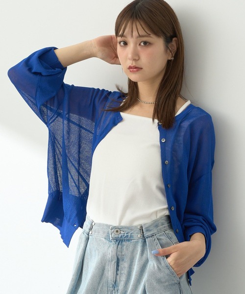 earth music&ecology(アースミュージックアンドエコロジー)の「【WEB限定】接触冷感シアークルーニットカーディガン(カーディガン/ボレロ・レディース・杢グレー/レッド/ネイビー/ブラック/アイボリー/ブルー・FREE)」の15枚目の写真