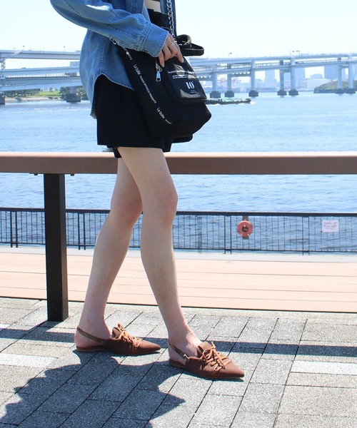 Scrap Book(スクラップブック)の「【MAISON MAVERICK PRESENTS】Lace-Up Slingback Flats Mule(パンプス・レディース・グリーン/ブラウン/グレー/シルバー・M)」の21枚目の写真