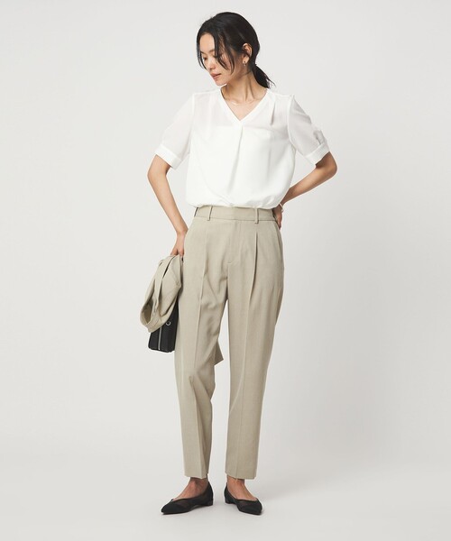 green label relaxing(グリーンレーベルリラクシング)の「Vネック ショートスリーブ ブラウス マシンウォッシャブル(シャツ/ブラウス・レディース・その他1/ホワイト/ネイビー・FREE)」の12枚目の写真