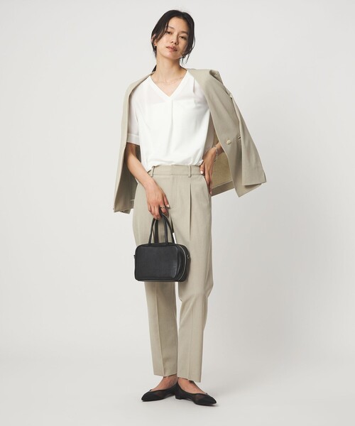 green label relaxing(グリーンレーベルリラクシング)の「Vネック ショートスリーブ ブラウス マシンウォッシャブル(シャツ/ブラウス・レディース・その他1/ホワイト/ネイビー・FREE)」の15枚目の写真