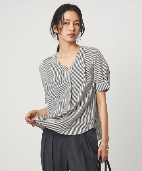 green label relaxing(グリーンレーベルリラクシング)の「Vネック ショートスリーブ ブラウス マシンウォッシャブル(シャツ/ブラウス・レディース・その他1/ホワイト/ネイビー・FREE)」の16枚目の写真