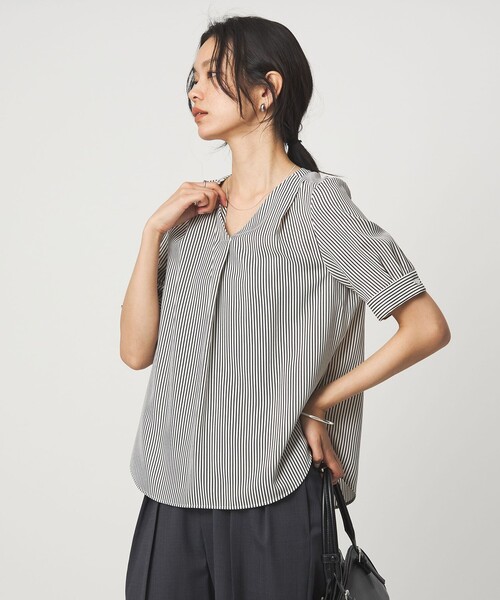 green label relaxing(グリーンレーベルリラクシング)の「Vネック ショートスリーブ ブラウス マシンウォッシャブル(シャツ/ブラウス・レディース・その他1/ホワイト/ネイビー・FREE)」の17枚目の写真