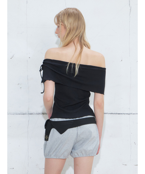 ETMON(エトモン)の「String Off Shoulder T-Shirt, Black(Tシャツ/カットソー・レディース・その他・F)」の5枚目の写真