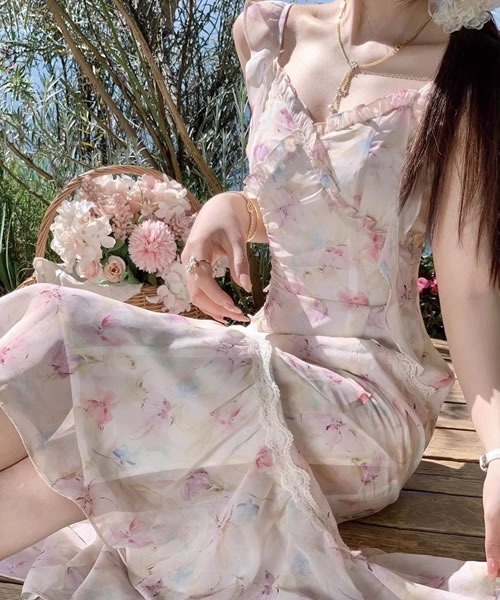 Pittok(ピットク)の「マーメイド風花柄シフォンワンピース(ワンピース・レディース・ピンク・MEDIUM)」の7枚目の写真