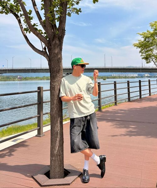 URBANAGE(アーバンエイジ)の「バミューダカーペンターデニムショートパンツ_ブラック(その他パンツ・レディース・その他・LARGE/MEDIUM/X-LARGE)」の21枚目の写真
