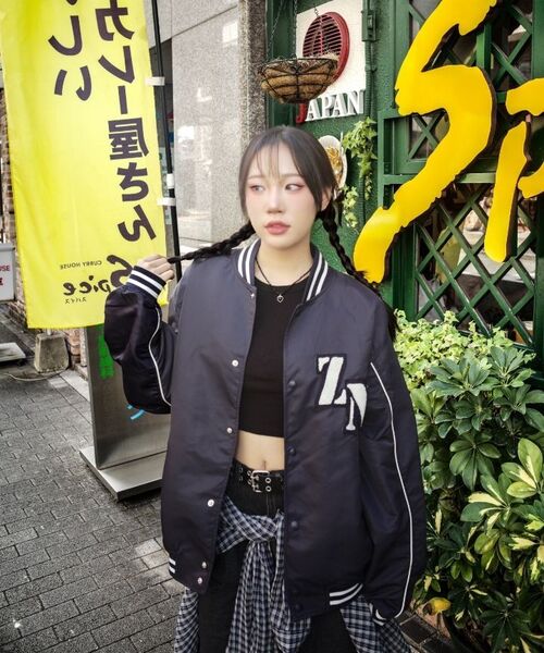 URBANAGE(アーバンエイジ)の「バミューダカーペンターデニムショートパンツ_ブラック(その他パンツ・レディース・その他・LARGE/MEDIUM/X-LARGE)」の3枚目の写真