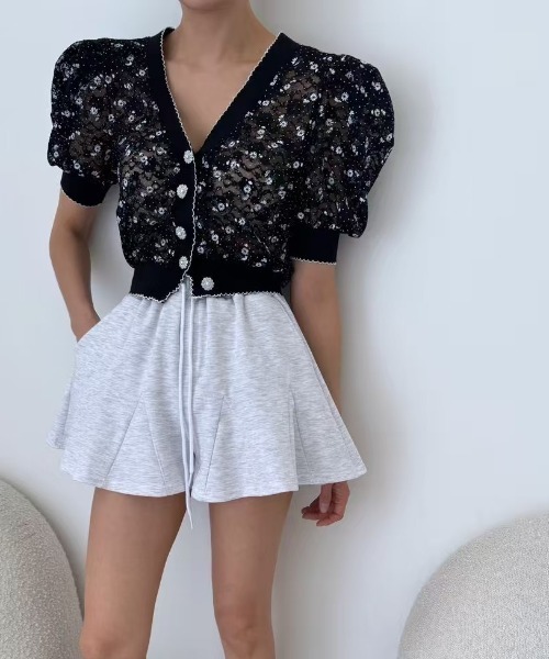 FAVORITO(ファヴォリート)の「花柄シングルブレストトップス(シャツ/ブラウス・レディース・ホワイト/ベージュ/ブラック・F)」の16枚目の写真