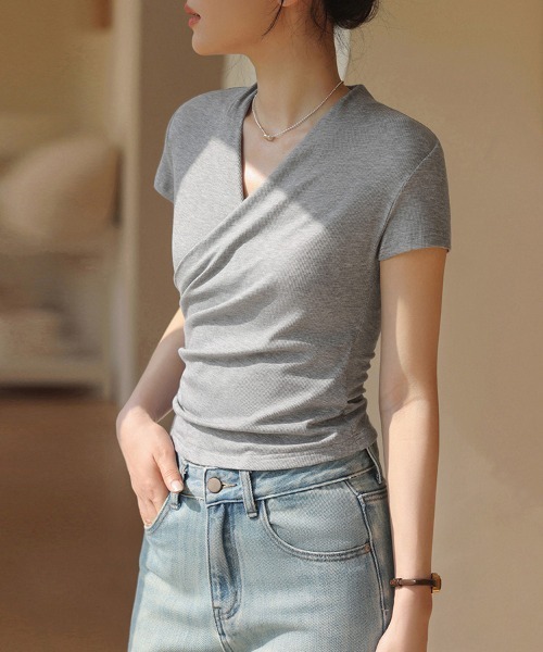 ONEP STAR(ワンピスター)の「カシュクールギャザーカットソー(Tシャツ/カットソー・レディース・グレー/ブラック・LARGE/MEDIUM/X-LARGE)」の5枚目の写真