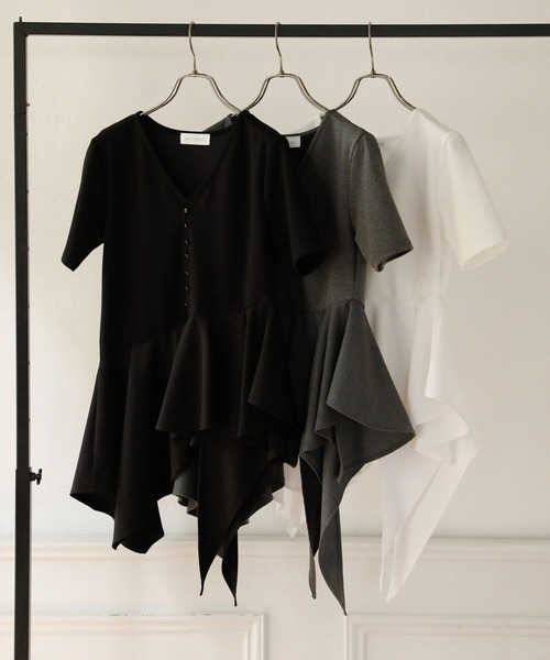 MIELI INVARIANT(ミエリインヴァリアント)の「Peplum Henry Half Sleeve Tops(Tシャツ/カットソー・レディース・ブラック/グレー/ホワイト・FREE)」の14枚目の写真