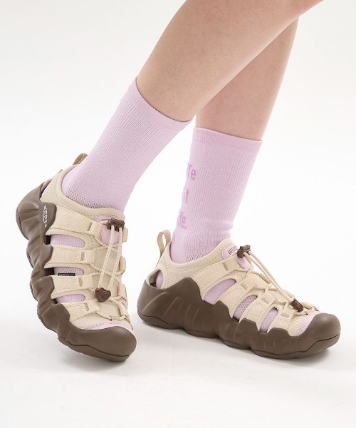 KEEN(キーン)の「【emmi×KEEN】HYPERPORT H2(サンダル・レディース・ベージュ・23/25/24.5/24/23.5/25.5)」の8枚目の写真