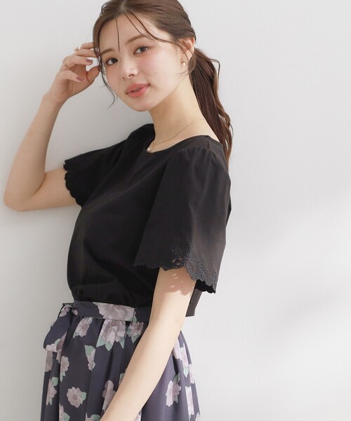 couture brooch(クチュールブローチ)の「【接触冷感・UVカット・洗える】袖刺繍カットソー(Tシャツ/カットソー・レディース・ブラック/ホワイト系7/ピンク系その他・38/36/42/40)」の8枚目の写真