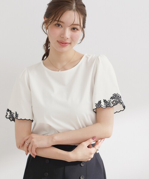 couture brooch(クチュールブローチ)の「【接触冷感・UVカット・洗える】袖刺繍カットソー(Tシャツ/カットソー・レディース・ブラック/ホワイト系7/ピンク系その他・38/36/42/40)」の13枚目の写真