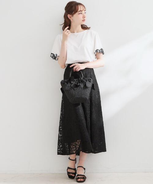 couture brooch(クチュールブローチ)の「【接触冷感・UVカット・洗える】袖刺繍カットソー(Tシャツ/カットソー・レディース・ブラック/ホワイト系7/ピンク系その他・38/36/42/40)」の17枚目の写真