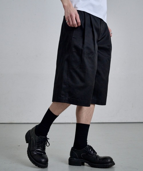 THE CLE(ザクレ)の「COTTON WIDE SHORTS / コットンワイドショーツ(その他パンツ・メンズ・ベージュ/ブラック・SMALL/MEDIUM/LARGE)」の1枚目の写真