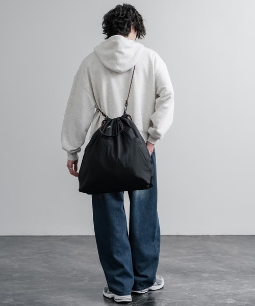 MEI（メイ）の「MEI メイ DRAW TOTE 2WAYドローコードトートバッグ/ショルダーバッグ（トートバッグ・メンズ・ベージュ/ブラック・FREE）」の3枚目の写真