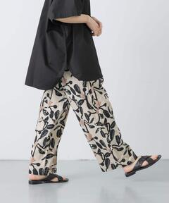 COW PATTERN MODERN TUCK PANTS（その他パンツ）｜Ameri（アメリ）の