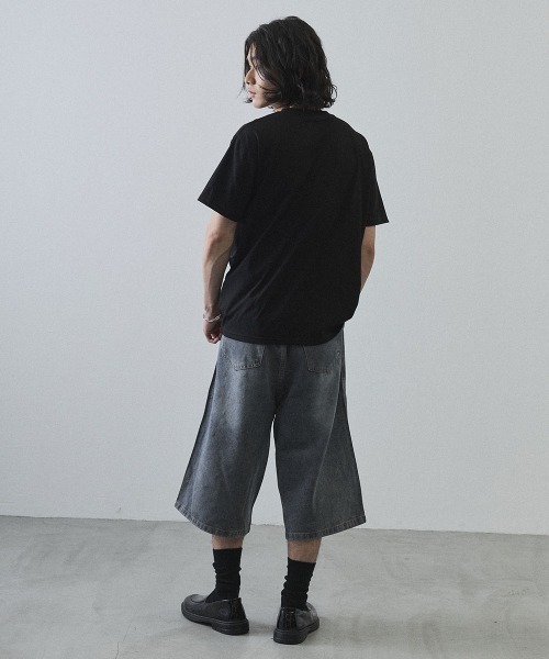 Shoowtime(ショウタイム)の「Asymmetrical Snap Button Waffle T-Shirt / アシンメトリースナップボタンワッフルTシャツ(Tシャツ/カットソー・メンズ・ホワイト/ブラック・MEDIUM/LARGE/X-LARGE)」の16枚目の写真