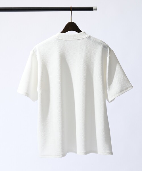 ABAHOUSE GRAY（アバハウスグレイ）の「【ヘリンボーン柄】ジャガード モックネック 半袖 Tシャツ（Tシャツ/カットソー・メンズ・ホワイト・46/48）」の3枚目の写真