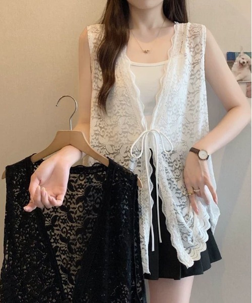 &soiree(アンドソワレ)の「総レースミディ丈ジレ(ベスト・レディース・ホワイト/ブラック・X-LARGE/LARGE/MEDIUM)」の4枚目の写真
